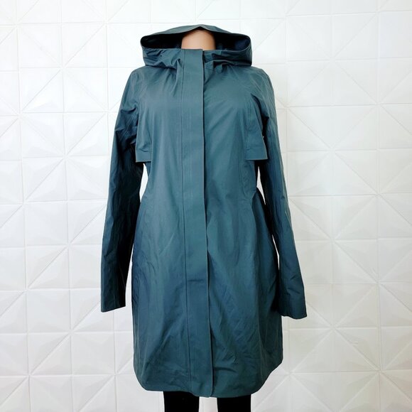 Lululemon Women's Green Jasper Rain Rebel Hooded Waterproof Rain Jacket Size 12 - Picture 2 of 9
